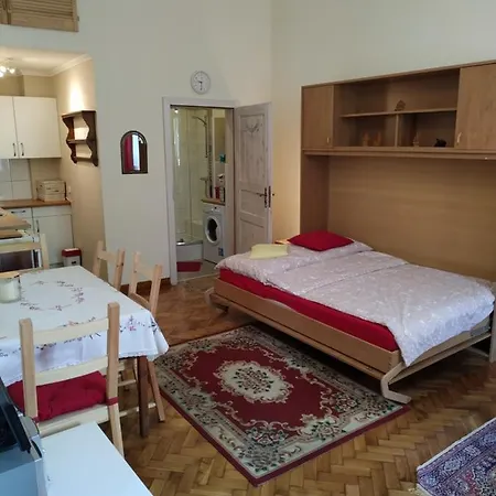 فندق مبيت وإفطار - 3*